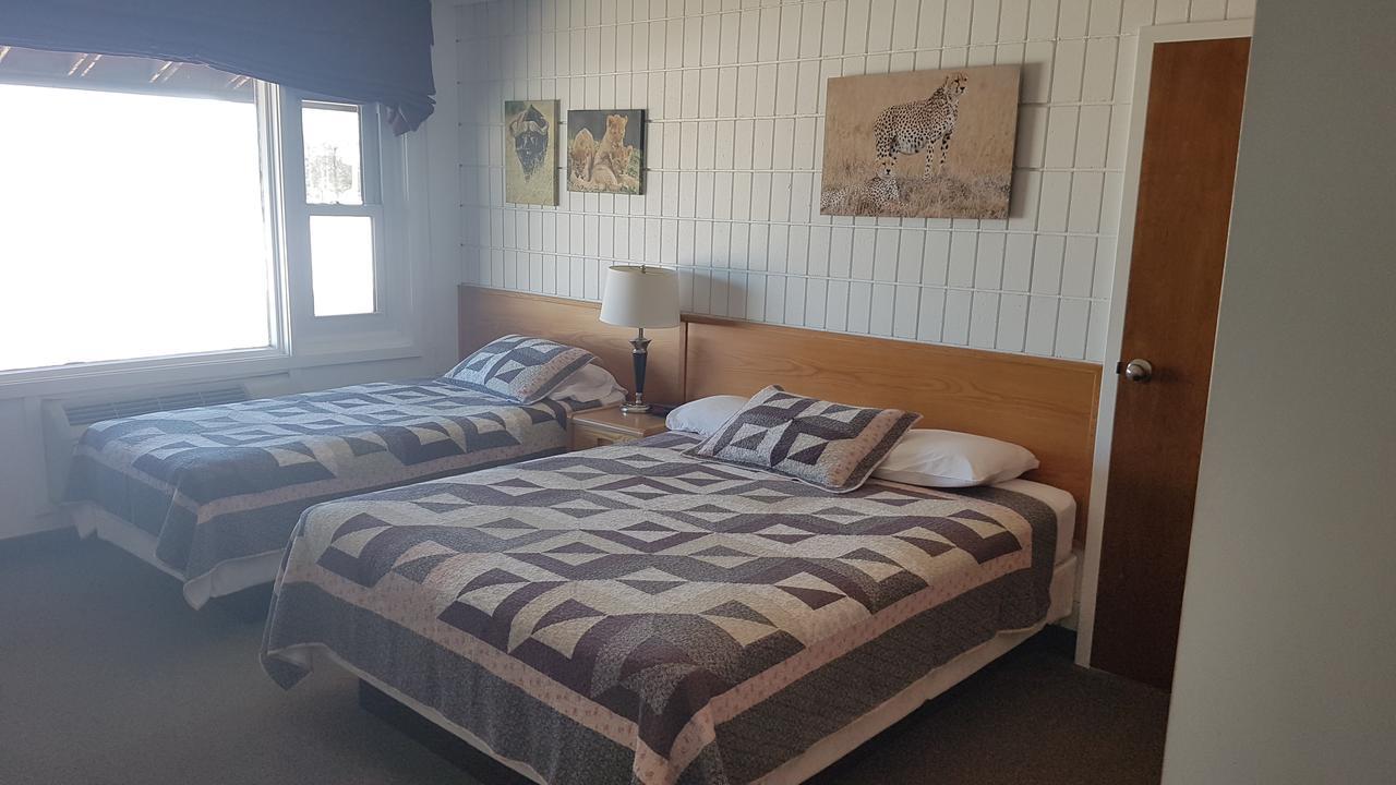 Pinawa Motel Luaran gambar