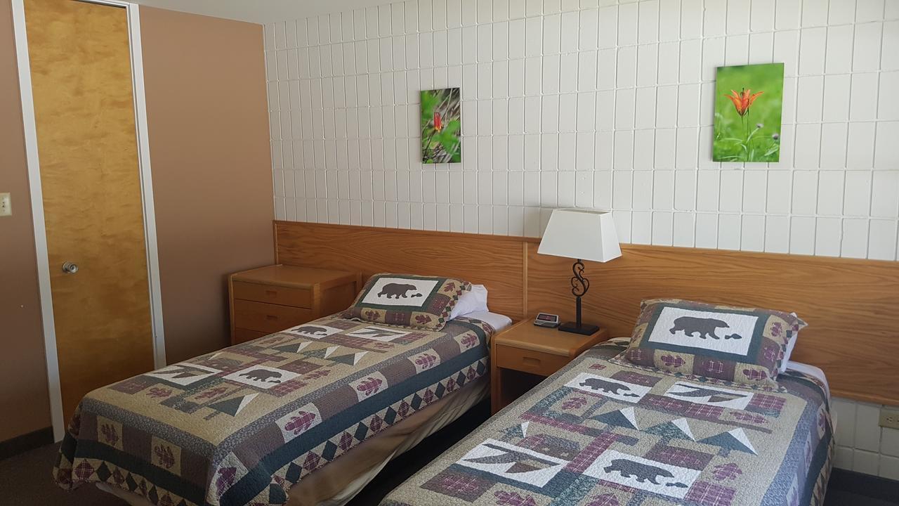 Pinawa Motel Luaran gambar