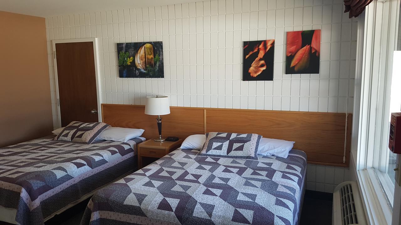 Pinawa Motel Luaran gambar